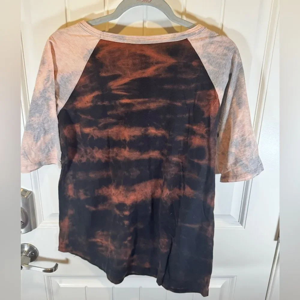 Girls XXL AC/DC 3/4 Length Sleeve Custom Bleach Dye Tee - Picture 3 of 4